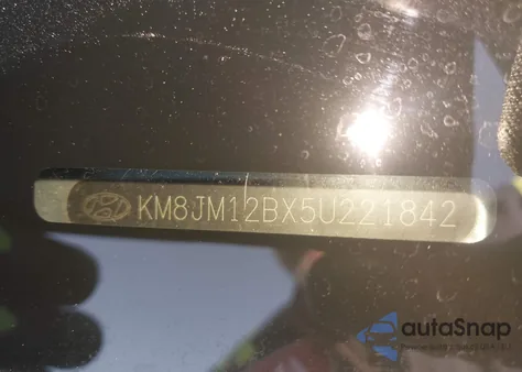 2005 Hyundai Tucson Gl z USA, uszkodzony, nr VIN KM8JM12BX5U221842